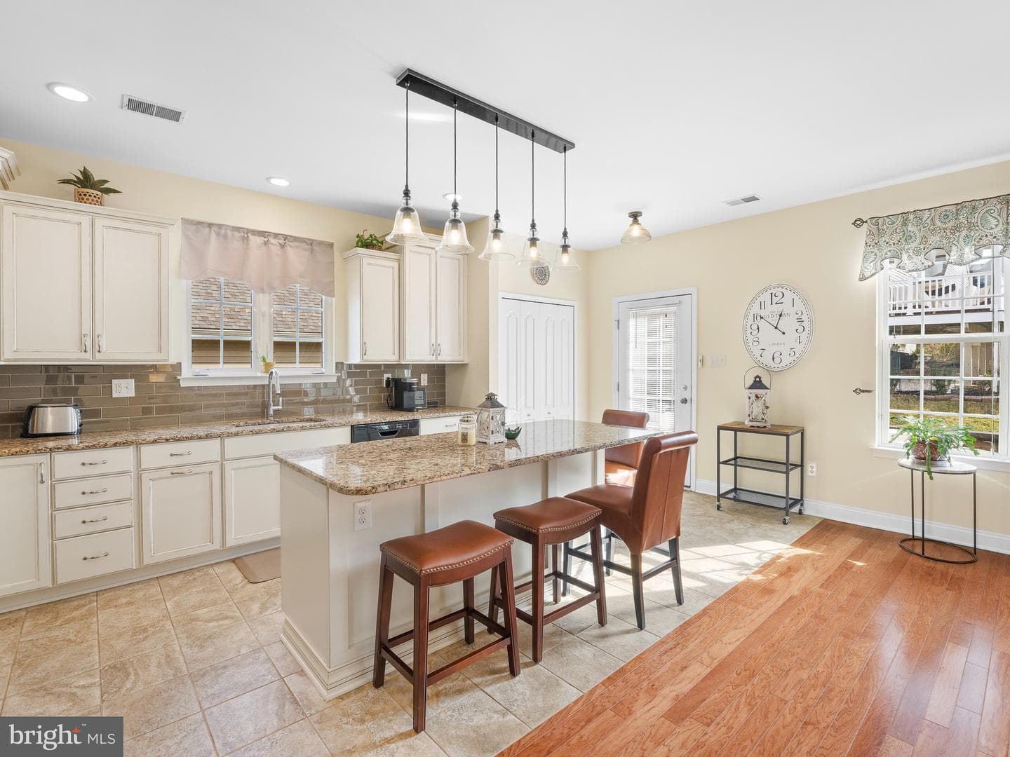 319 Gossell Road photo 9