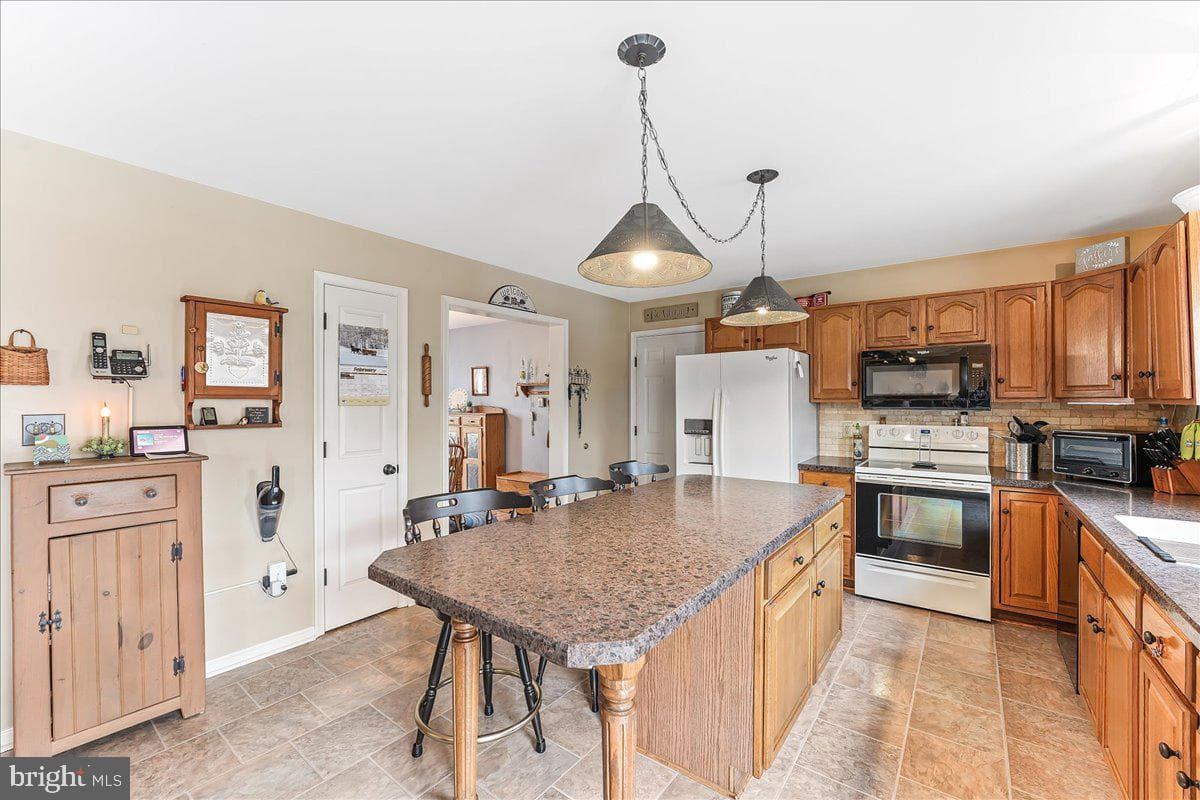 22 Somerset Drive photo 10