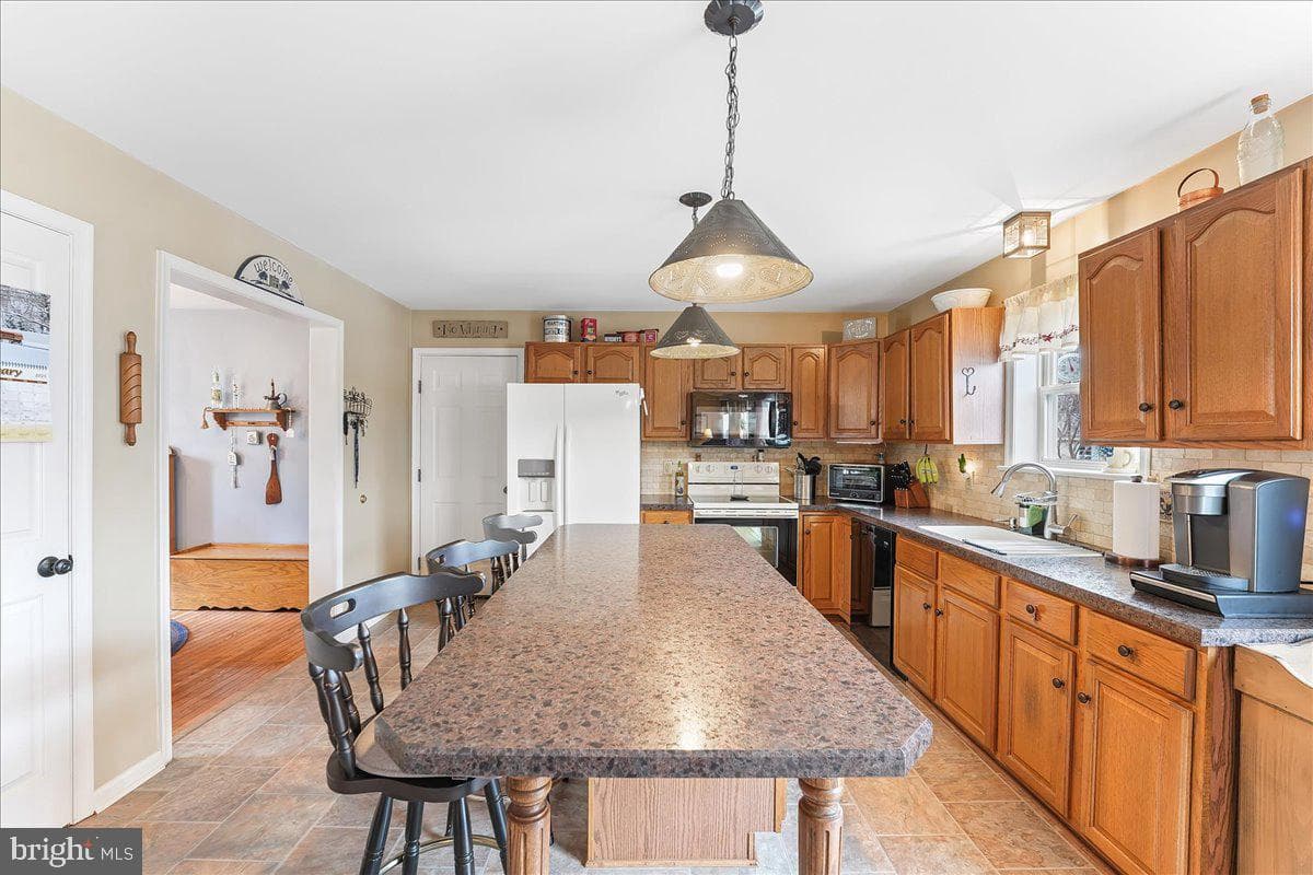 22 Somerset Drive photo 11
