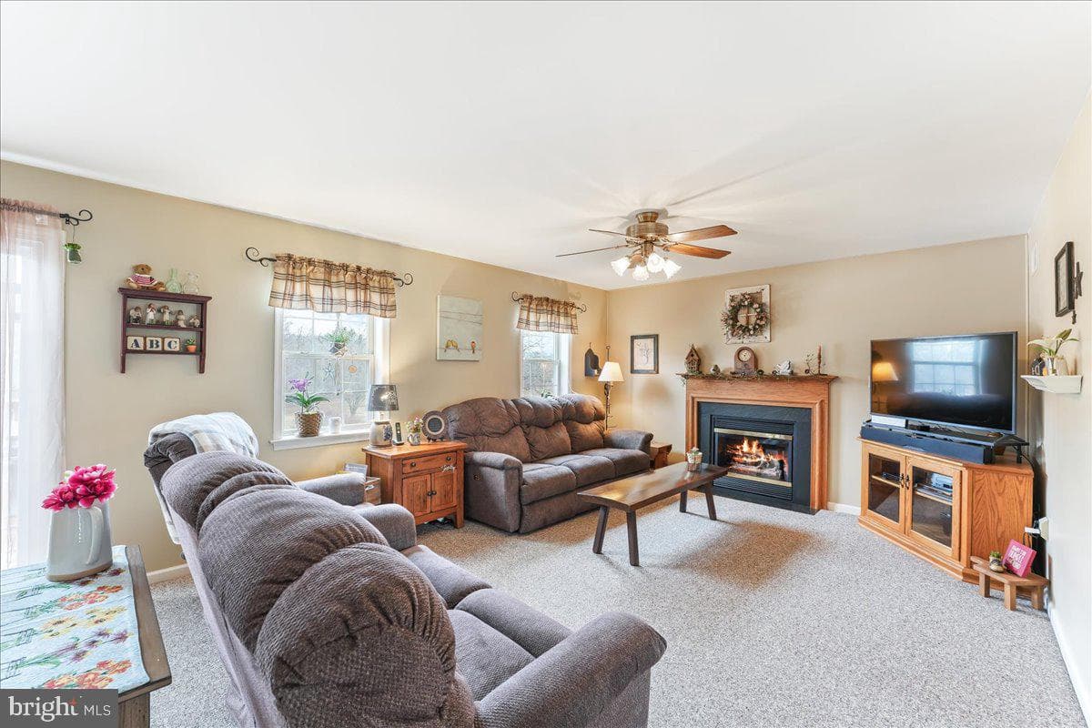 22 Somerset Drive photo 12