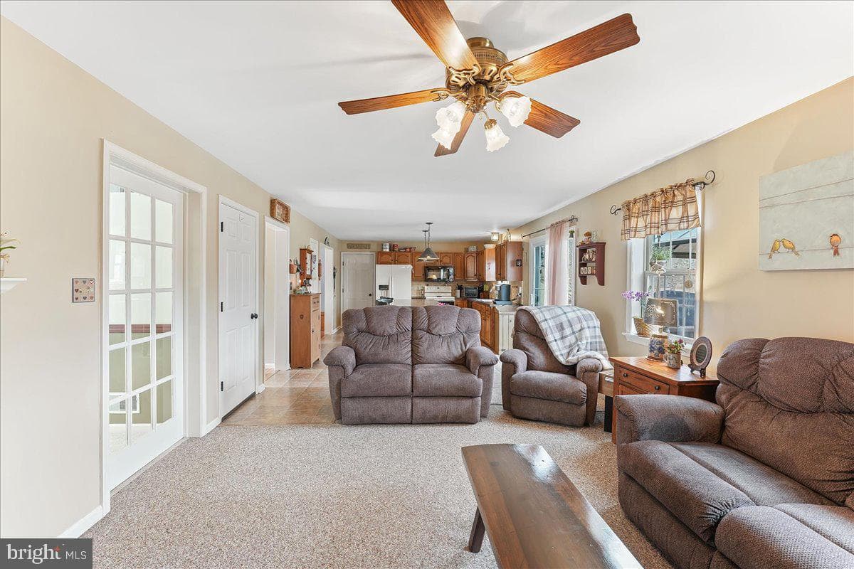 22 Somerset Drive photo 13