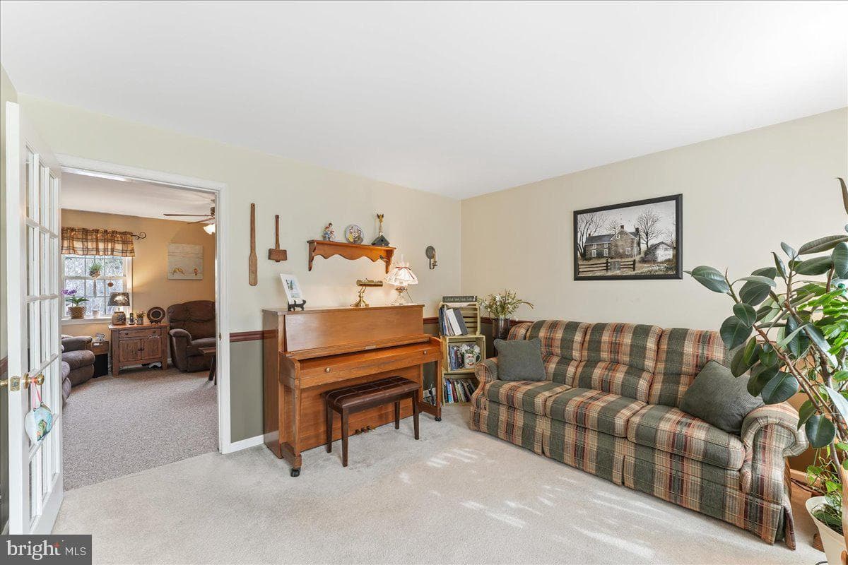 22 Somerset Drive photo 15