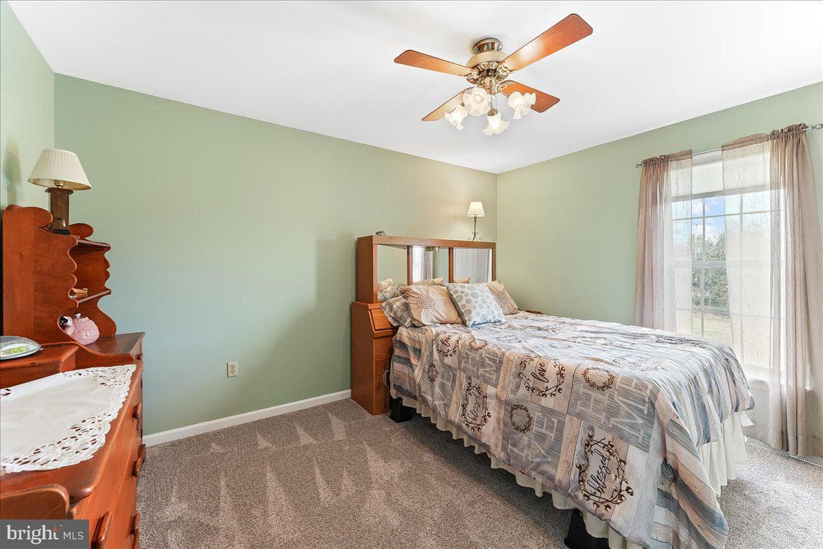 22 Somerset Drive photo 20