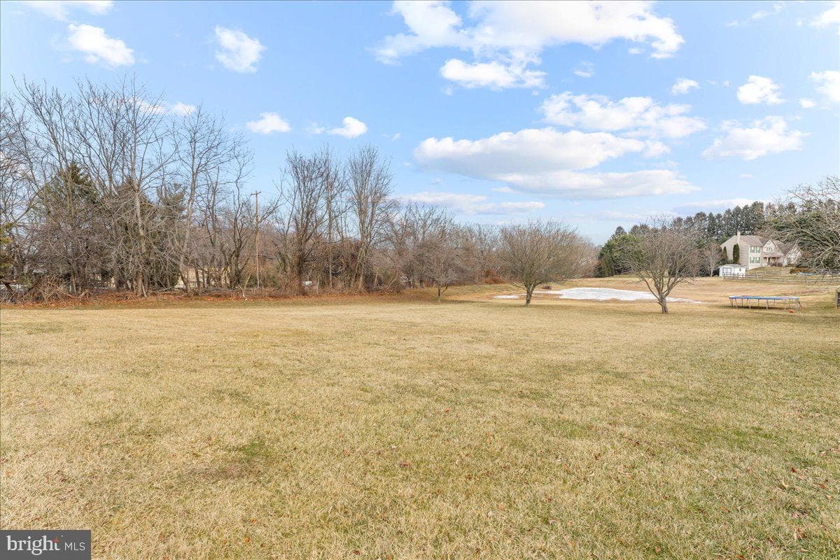 22 Somerset Drive photo 31