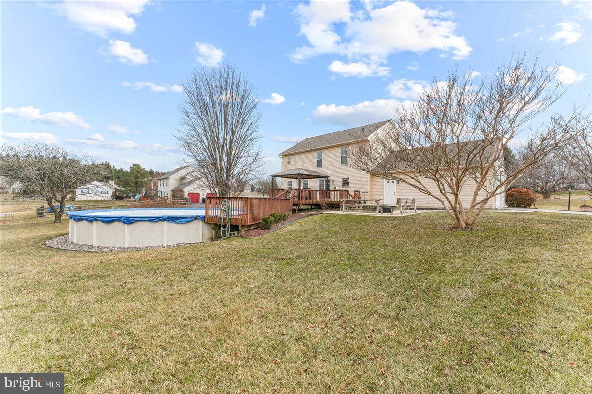 22 Somerset Drive photo 32
