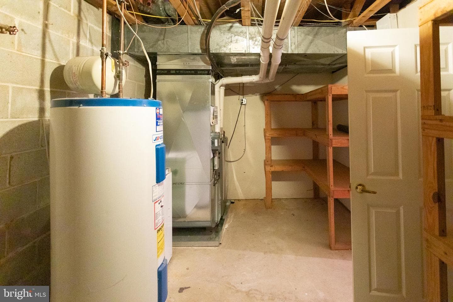 1 Painters Lane photo 34