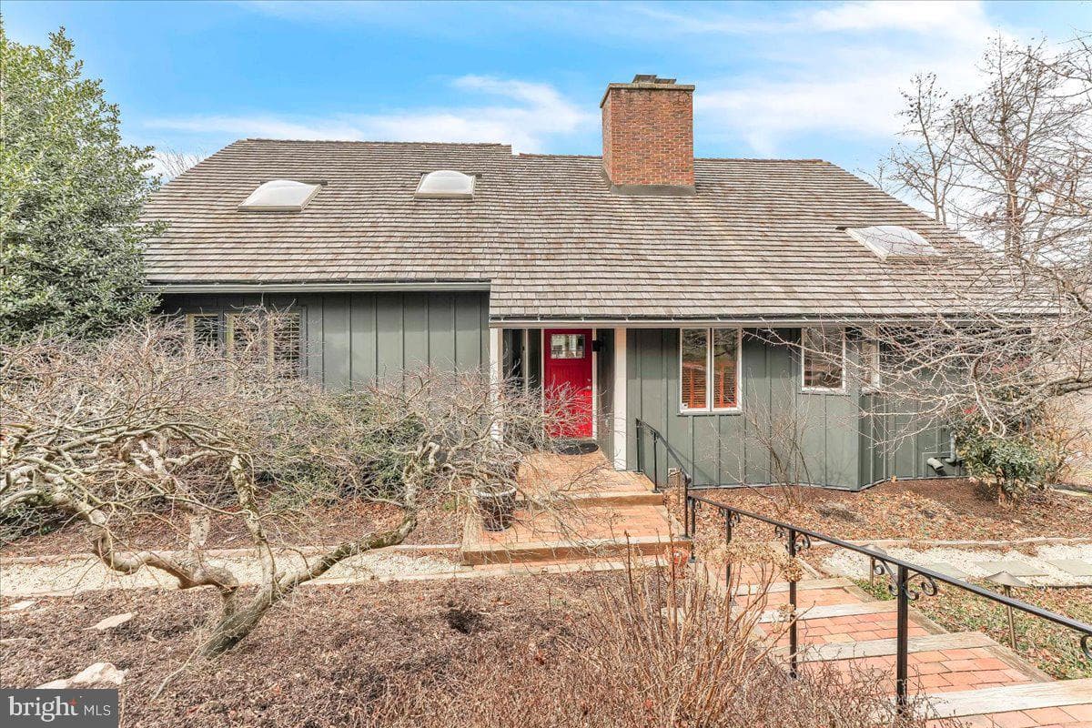 35 Southridge Drive photo 2