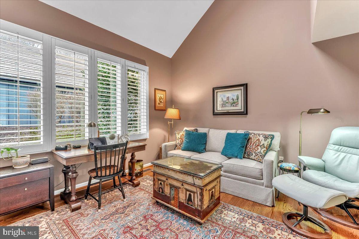 35 Southridge Drive photo 20