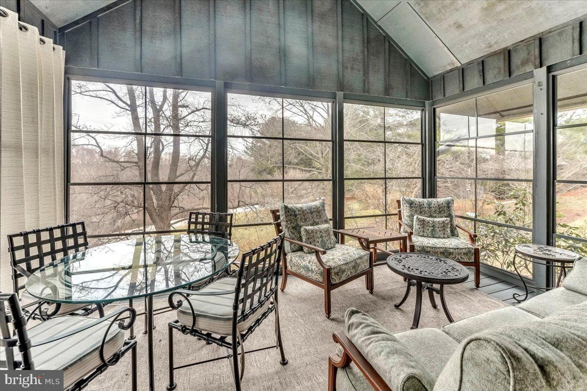 35 Southridge Drive photo 25