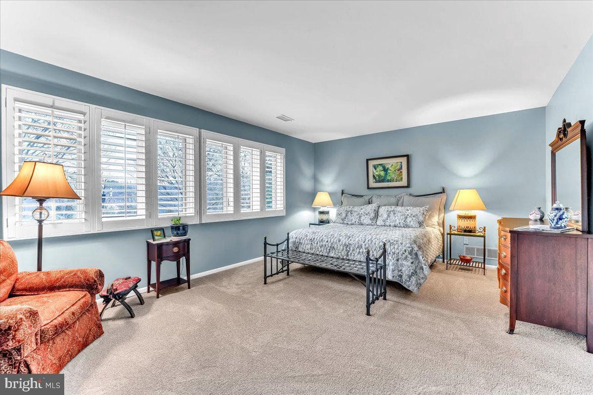 35 Southridge Drive photo 29