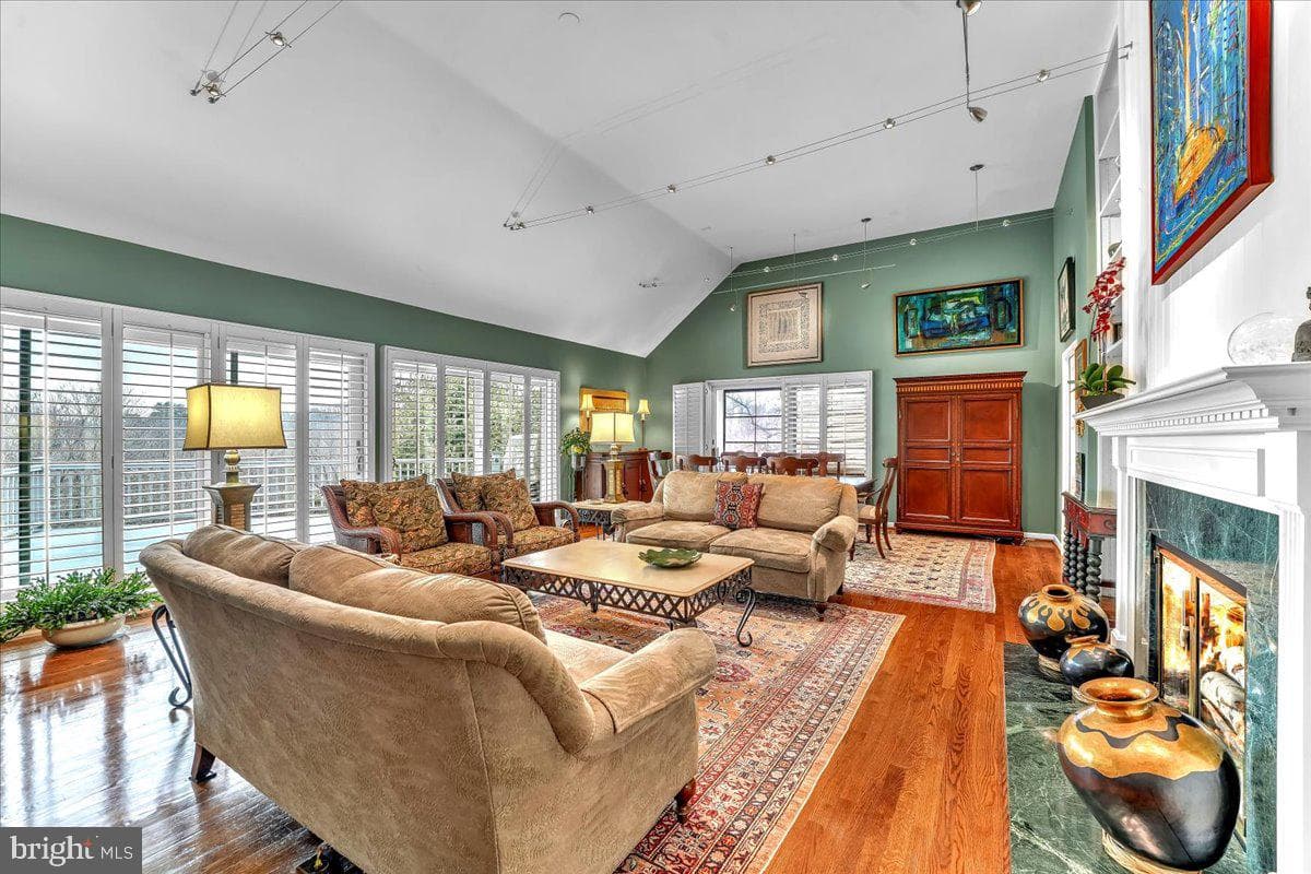 35 Southridge Drive photo 5