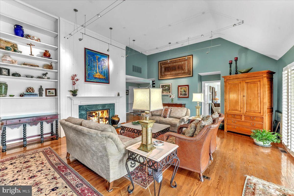 35 Southridge Drive photo 8