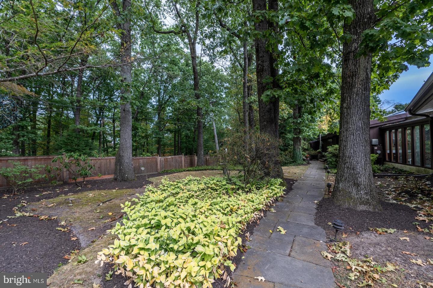 1737 S Forge Mountain Drive photo 3