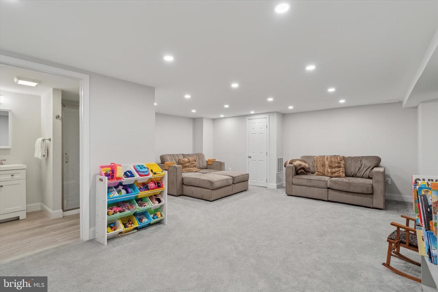 50 Fawn Lane photo 27