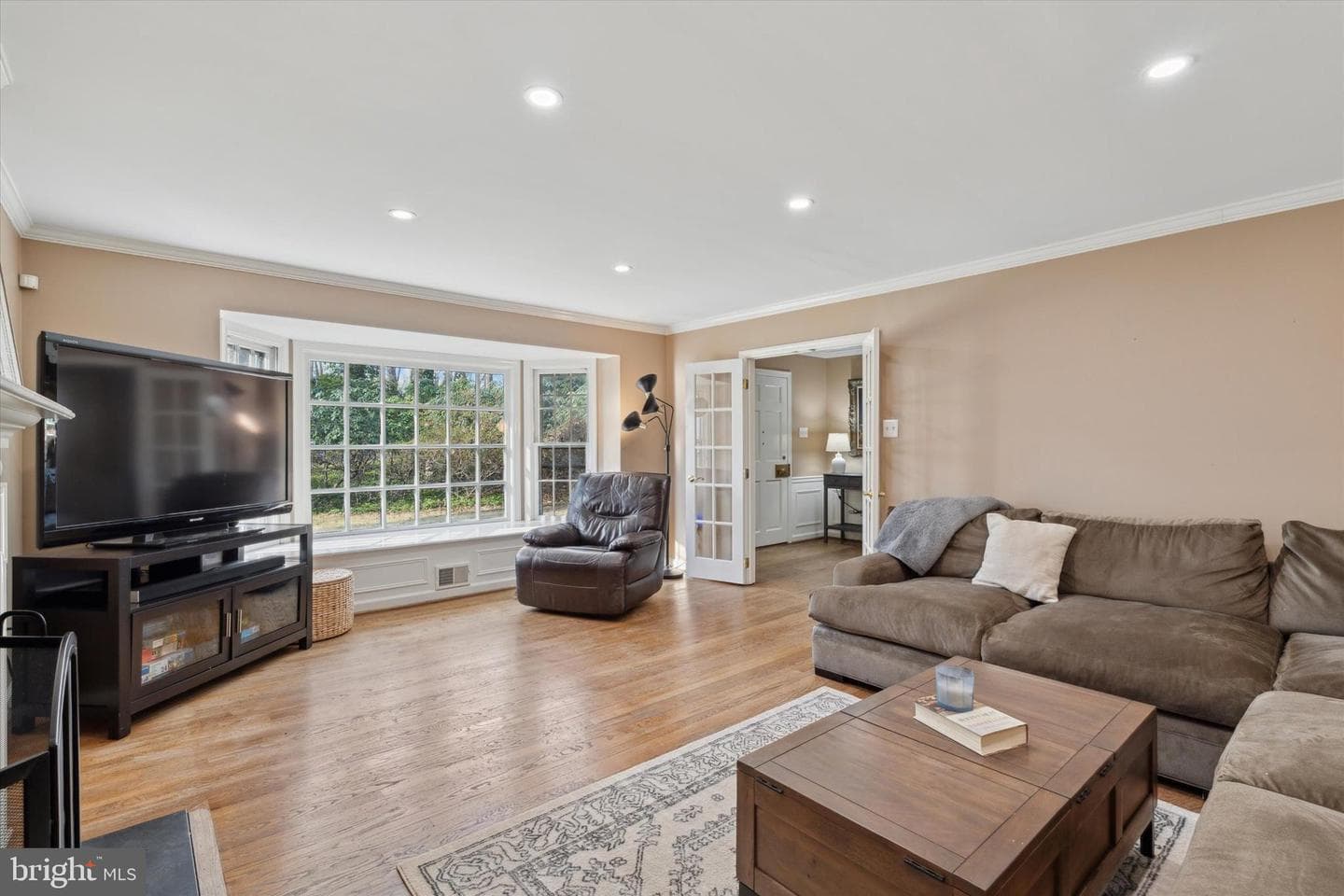 50 Fawn Lane photo 5