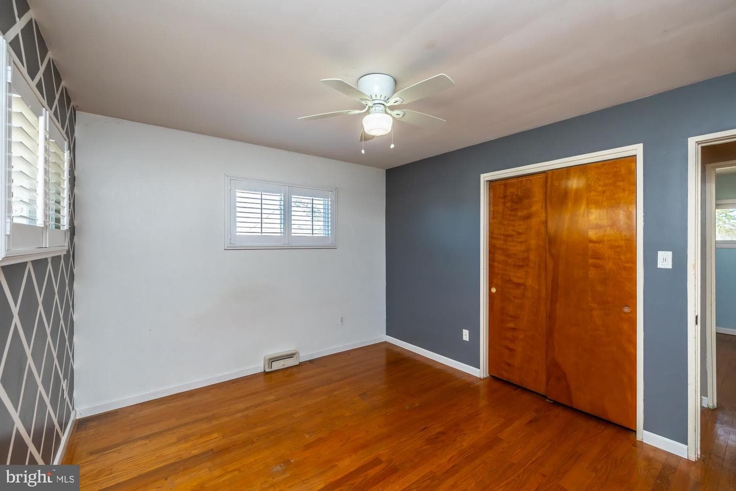 157 S 10th Avenue photo 22