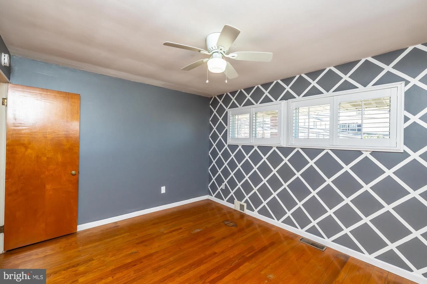 157 S 10th Avenue photo 23