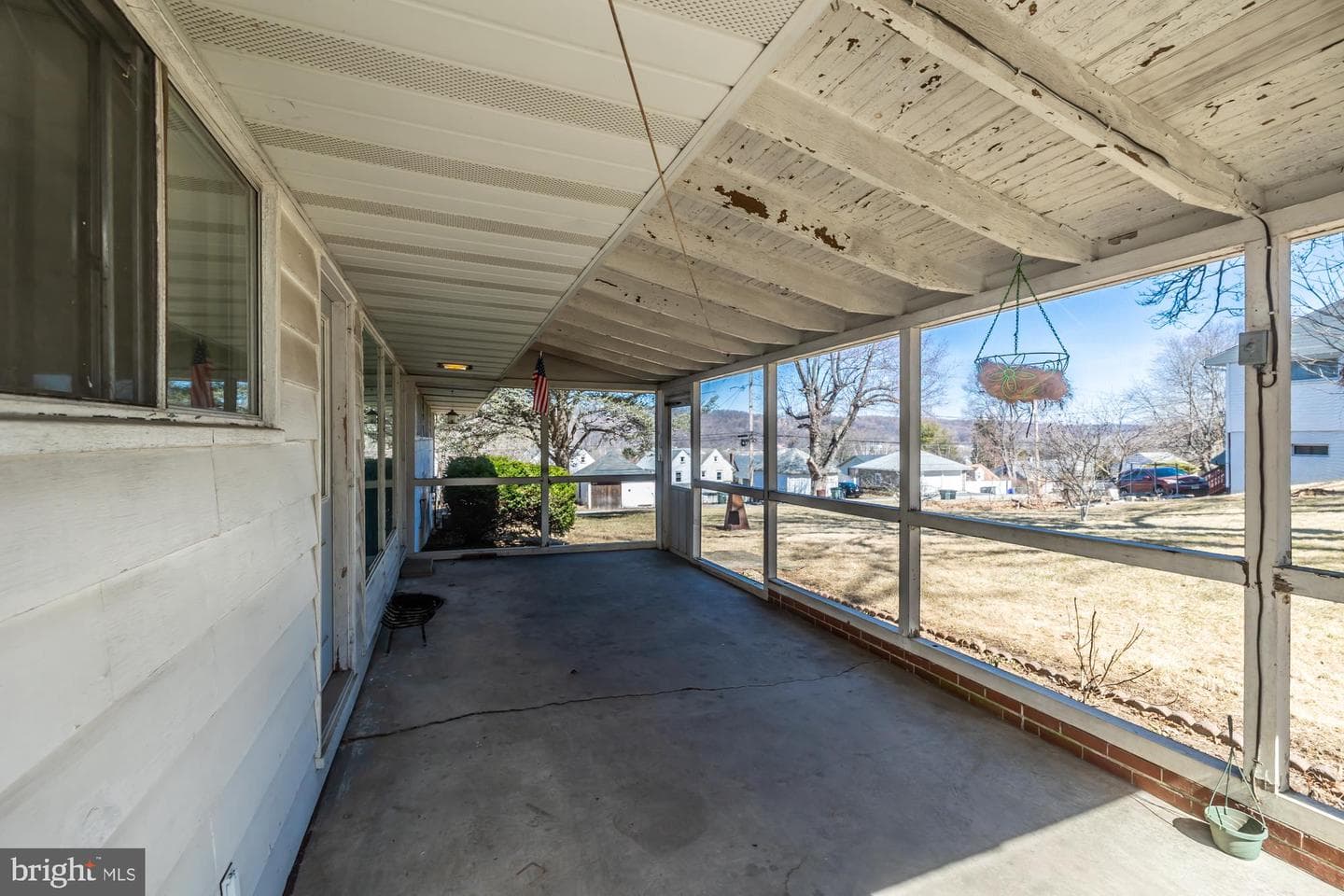 157 S 10th Avenue photo 26
