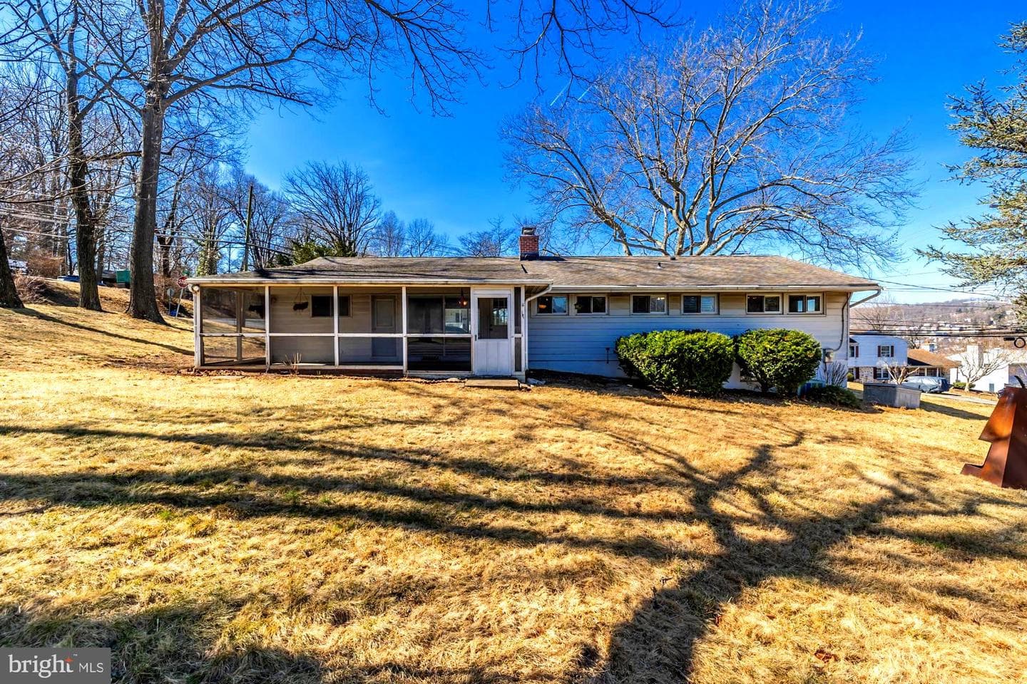 157 S 10th Avenue photo 37