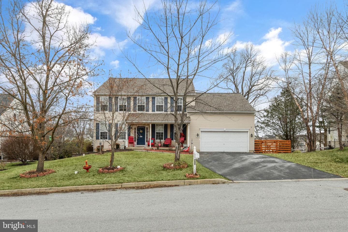705 Meadowbrook Drive photo 3
