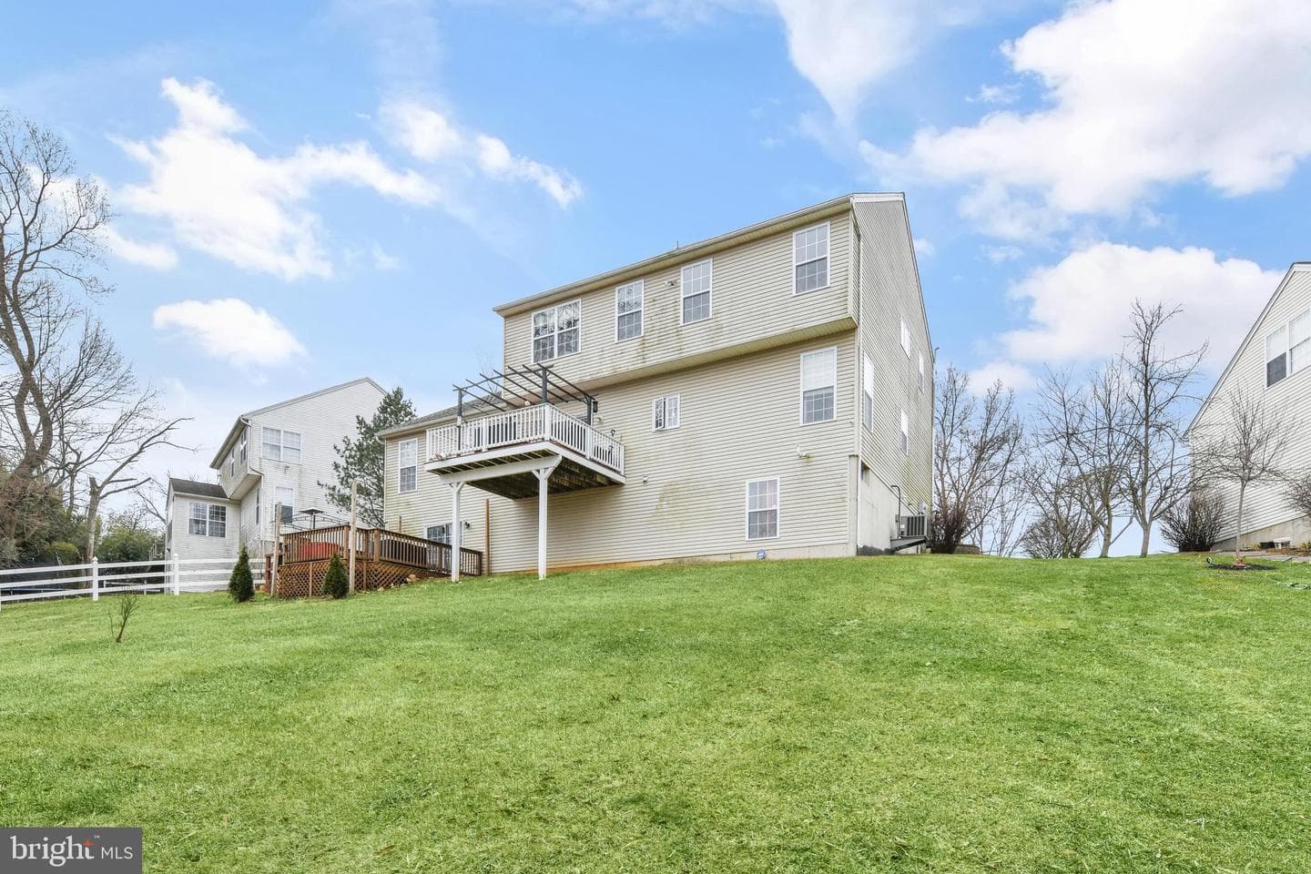 705 Meadowbrook Drive photo 37