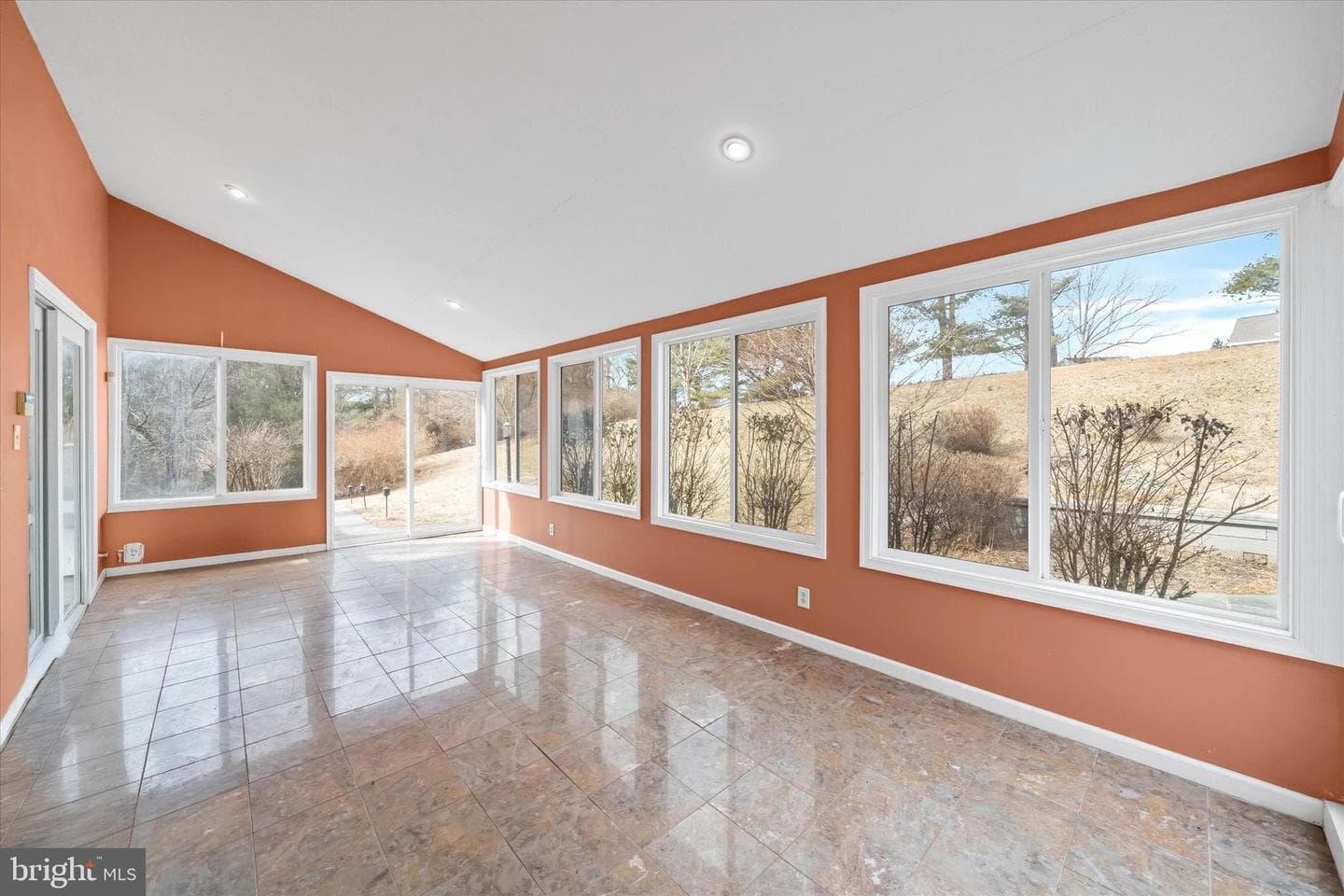 2 Fern Hill Road photo 21