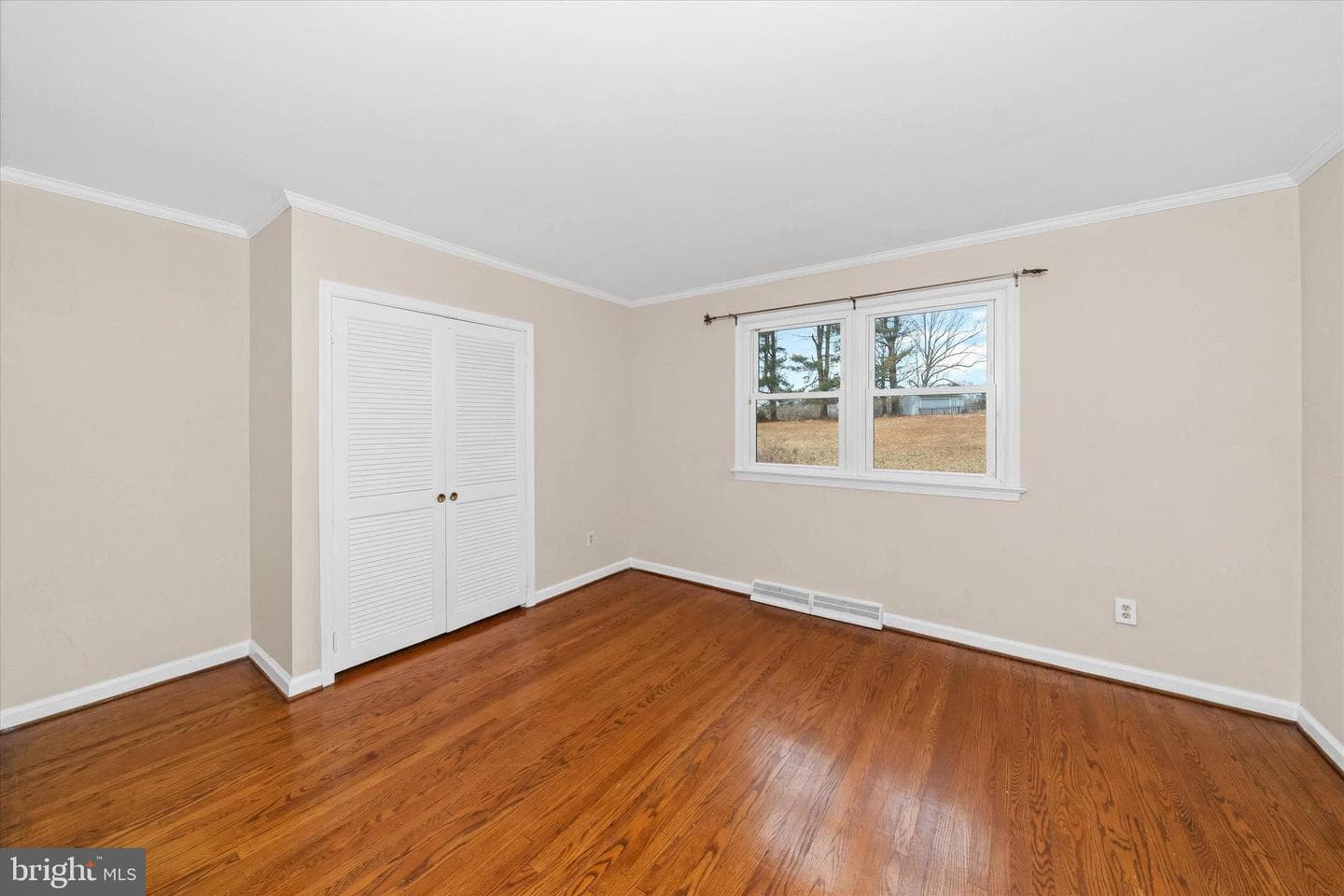 2 Fern Hill Road photo 37