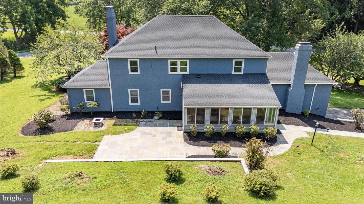 2 Fern Hill Road photo 51