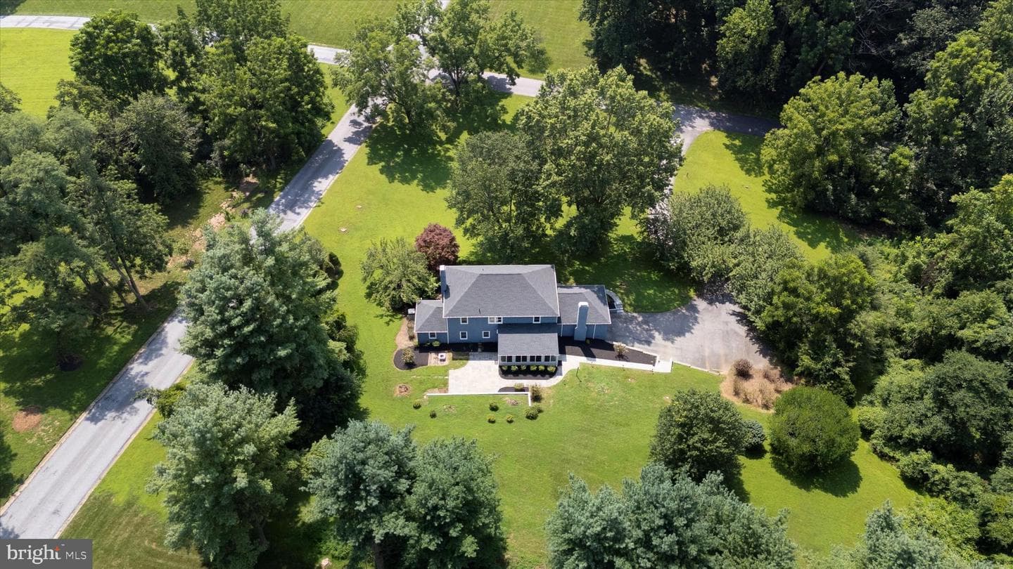 2 Fern Hill Road photo 55