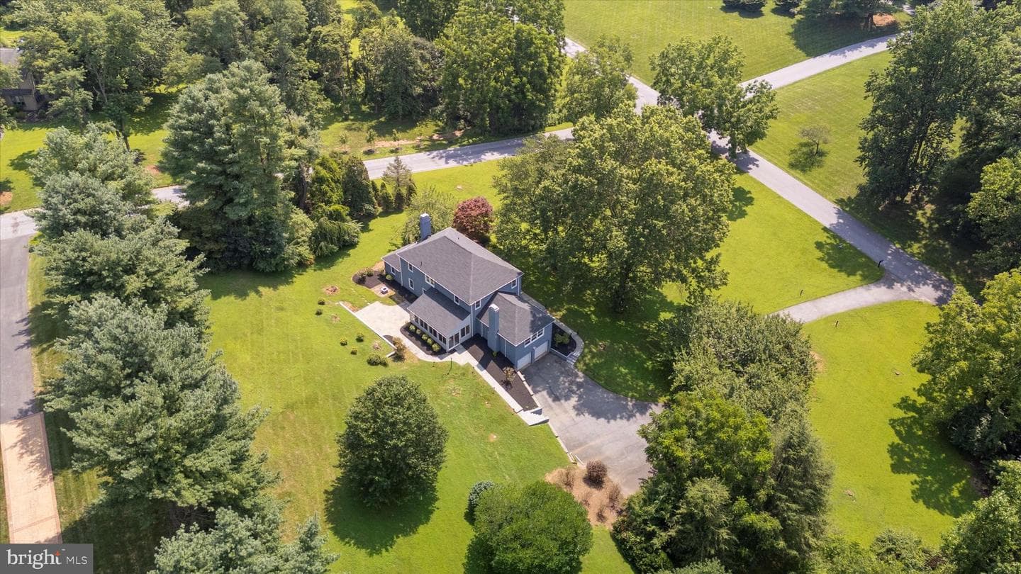 2 Fern Hill Road photo 57