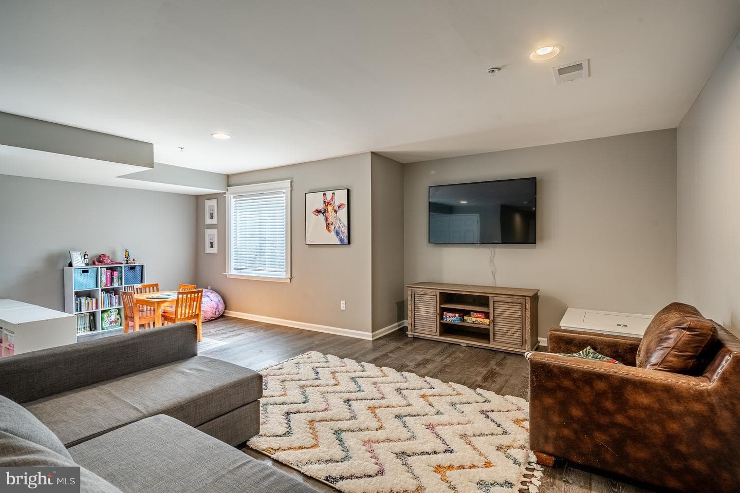272 Kestrel Court photo 30