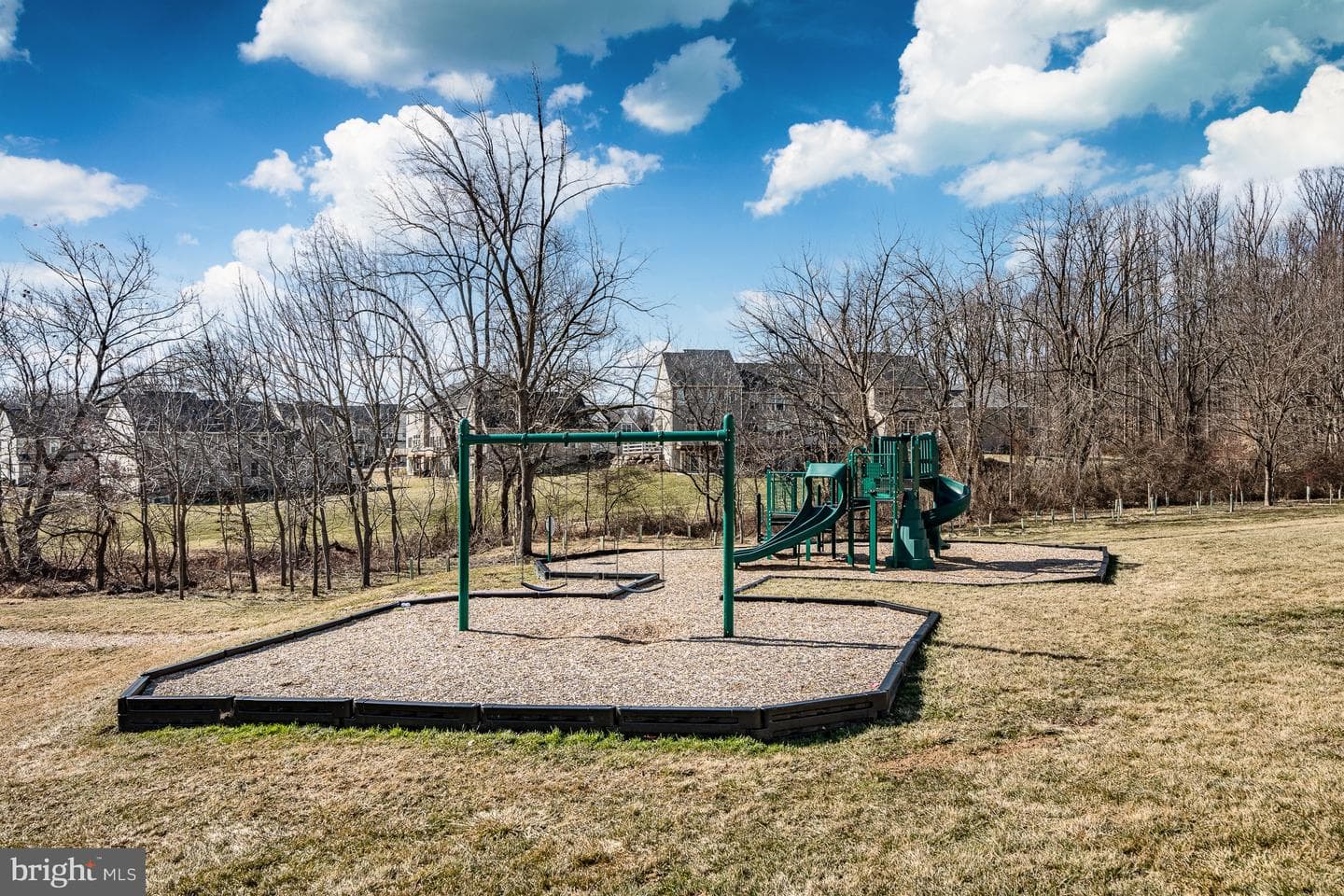 272 Kestrel Court photo 35
