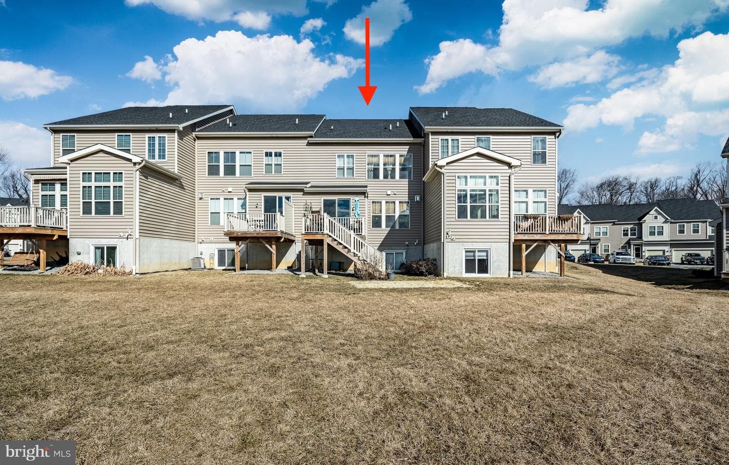 272 Kestrel Court photo 36