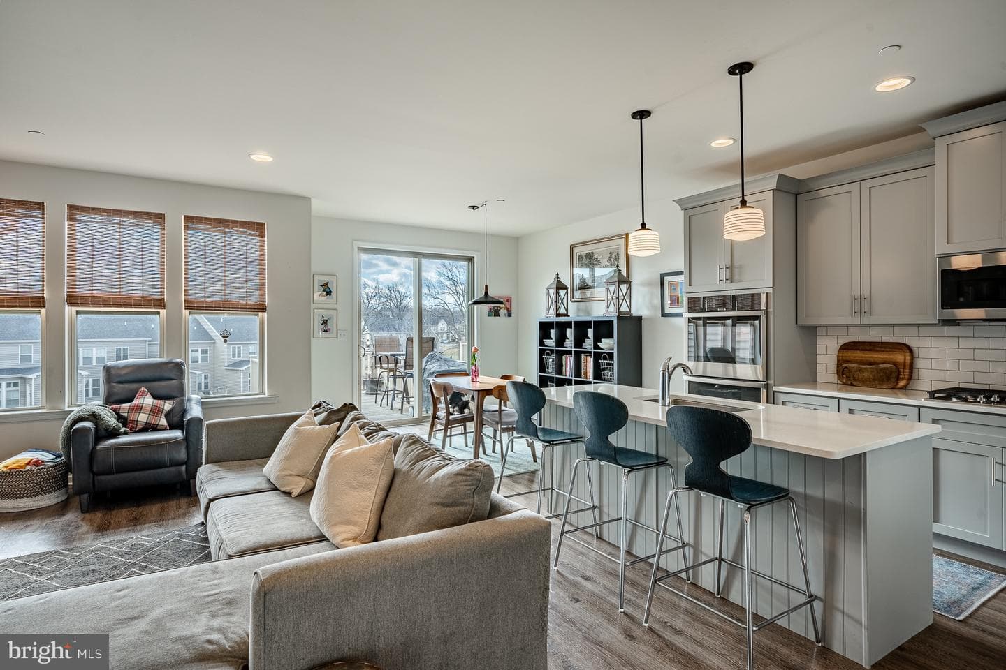 272 Kestrel Court photo 9