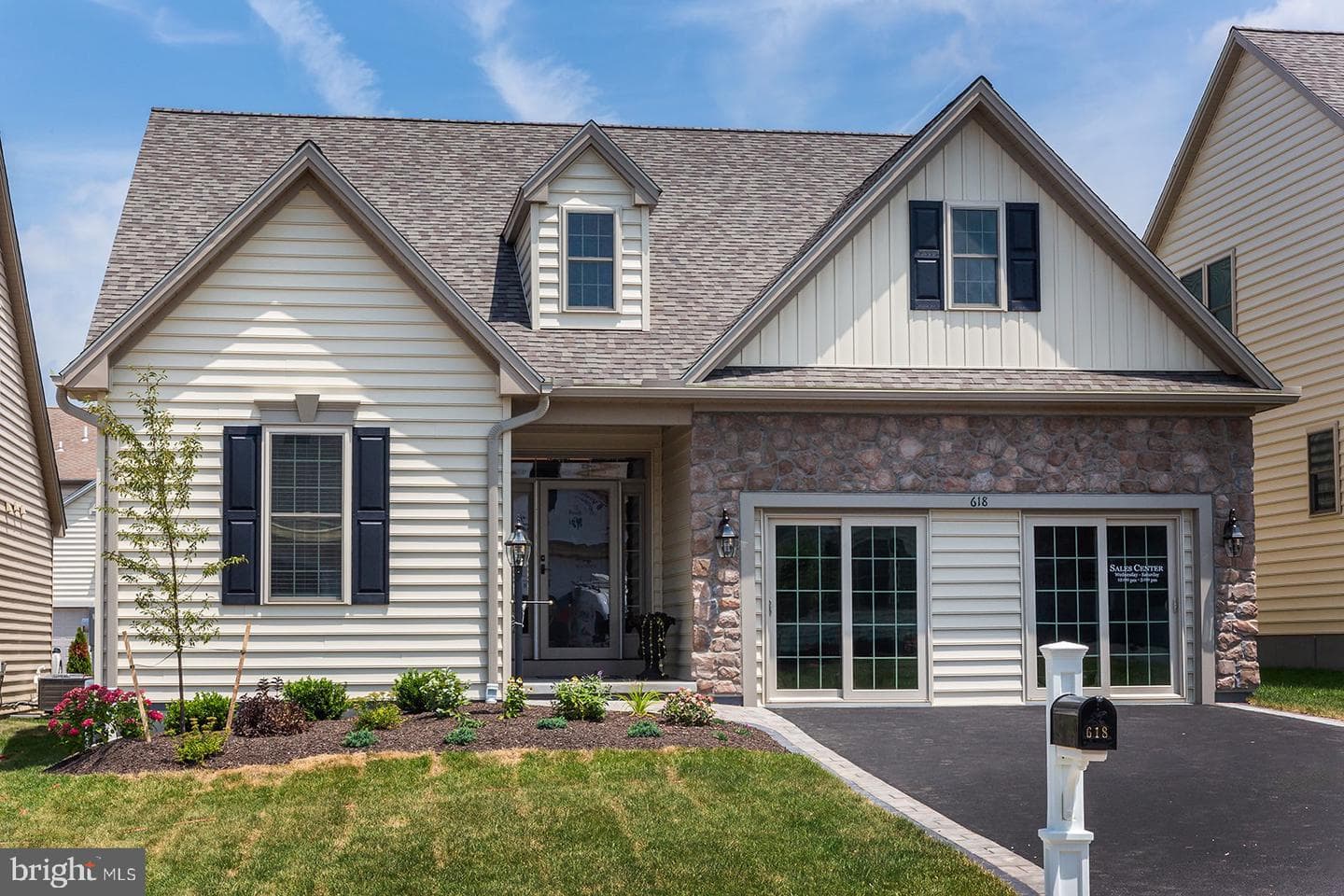 618 Greenbriar Path, Cochranville