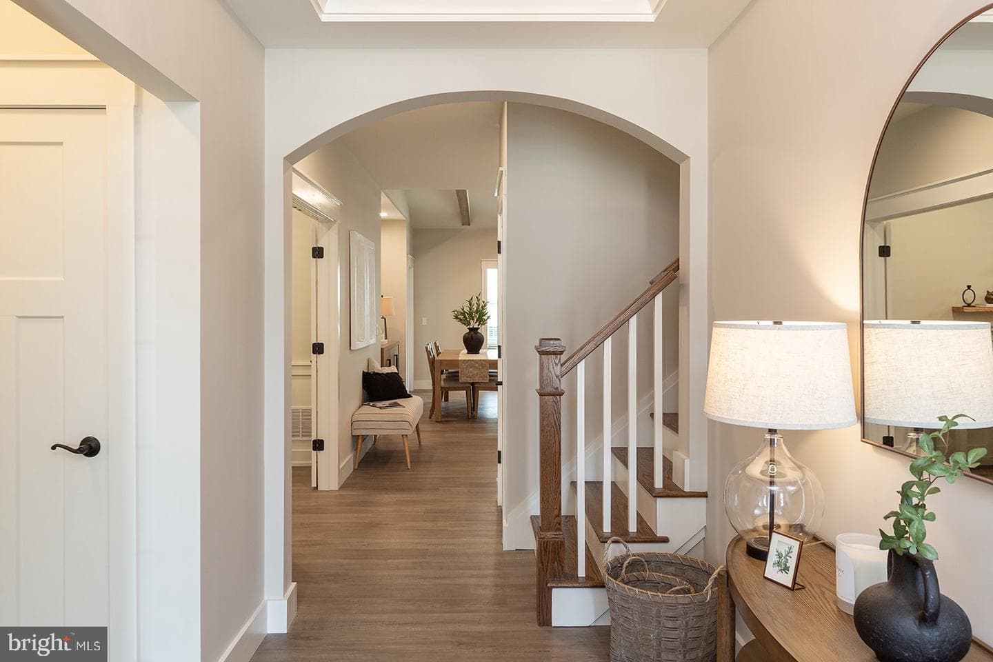 618 Greenbriar Path photo 4