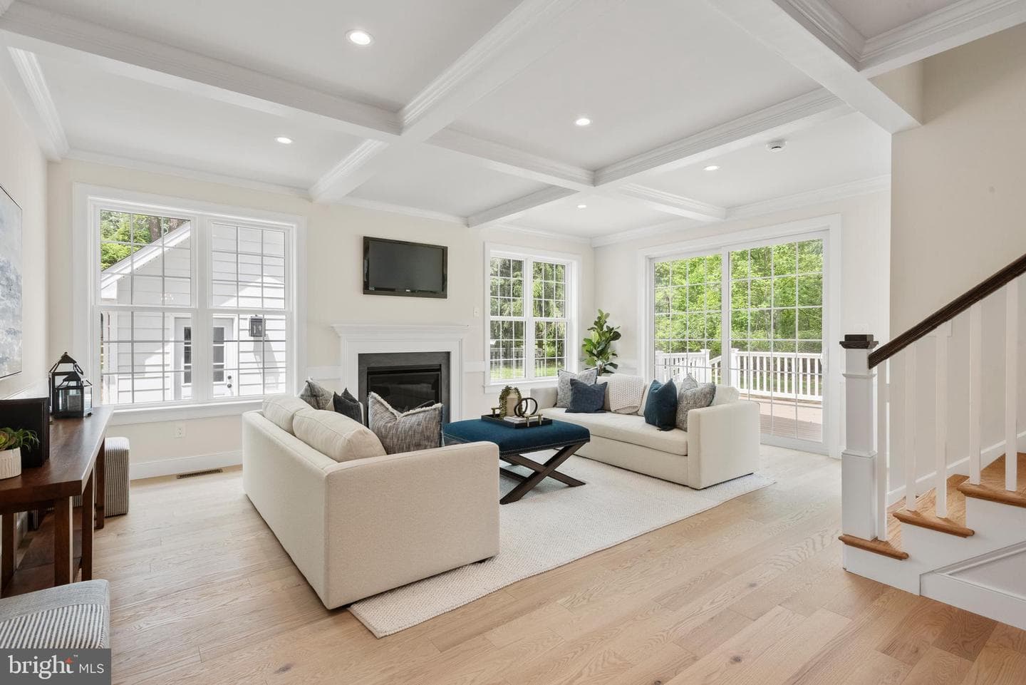 670 Leopard Road photo 12