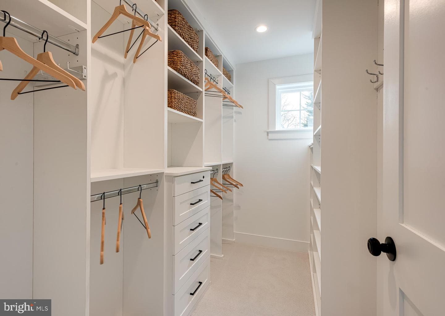 670 Leopard Road photo 32