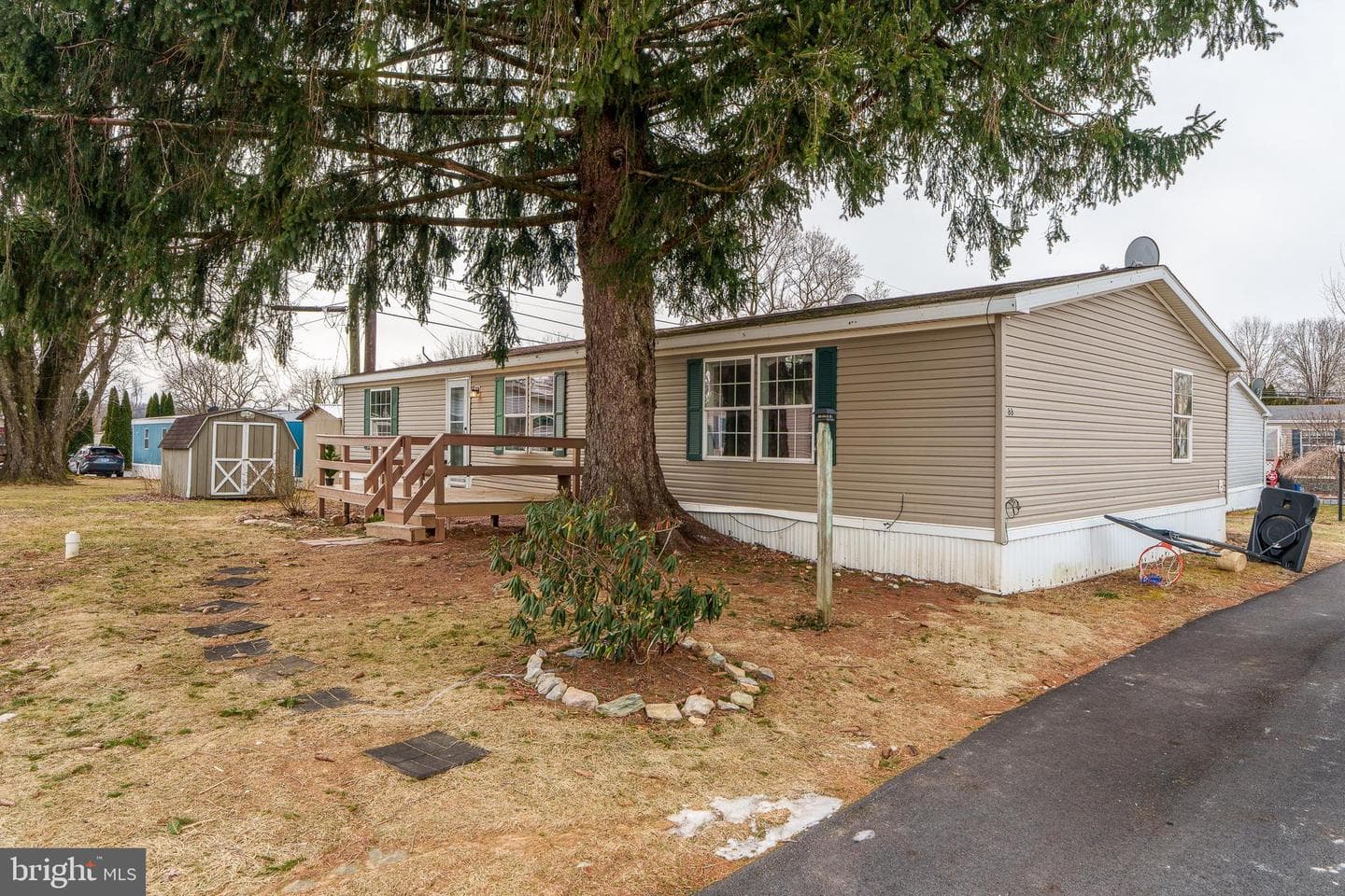 88 Rose Drive photo 29