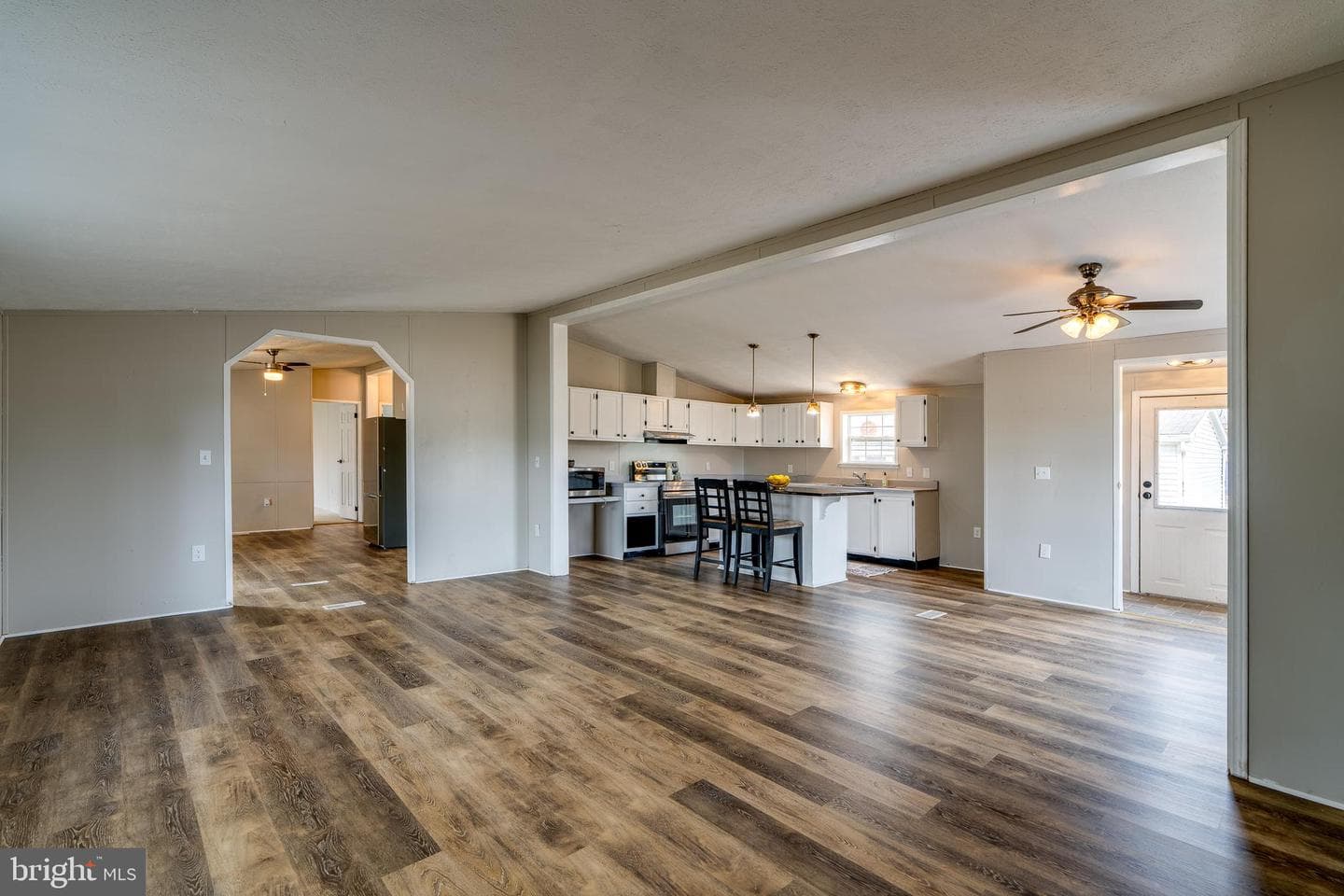 88 Rose Drive photo 9