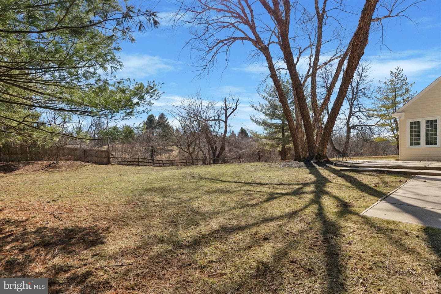15 Eastgate Drive photo 23
