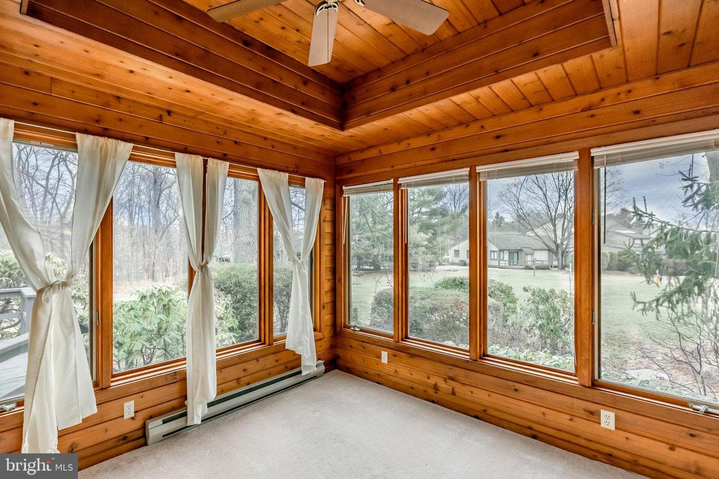628 Glenwood photo 14
