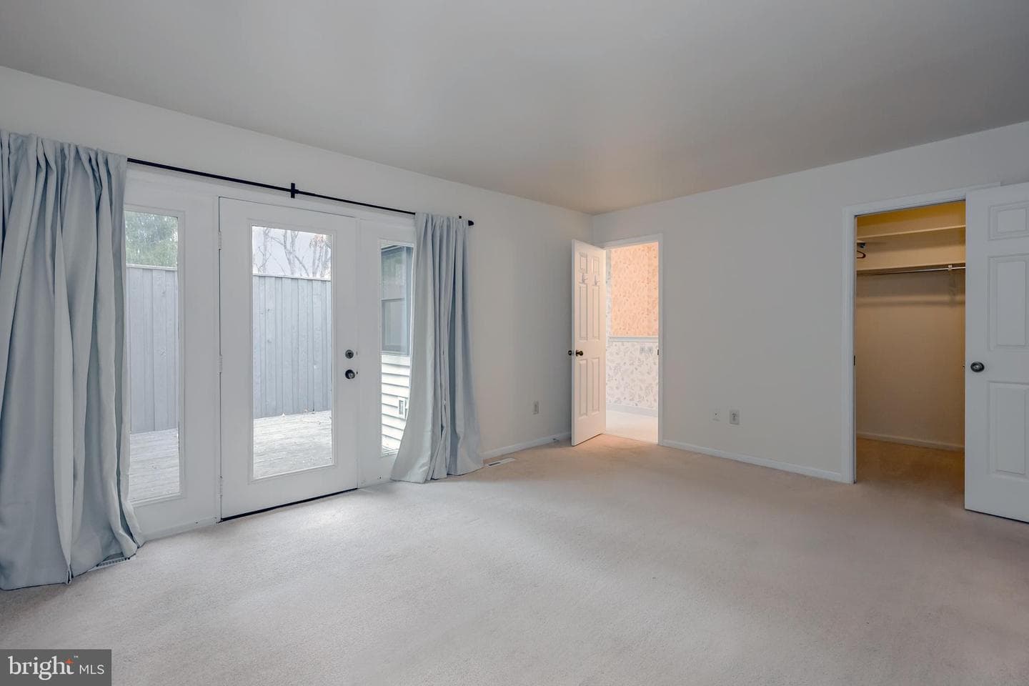 628 Glenwood photo 20