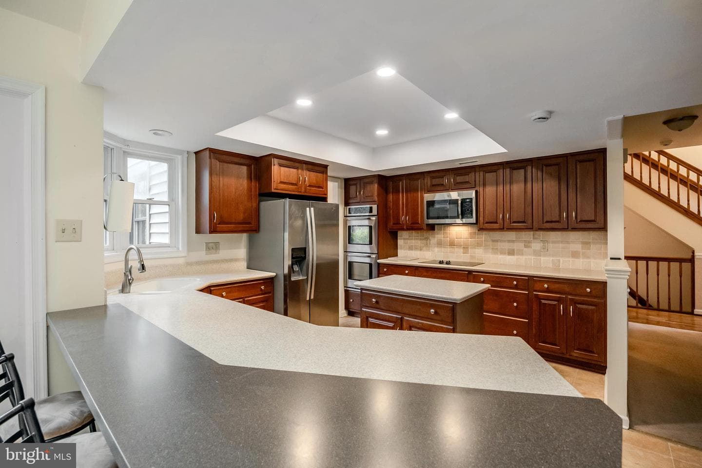 628 Glenwood photo 24