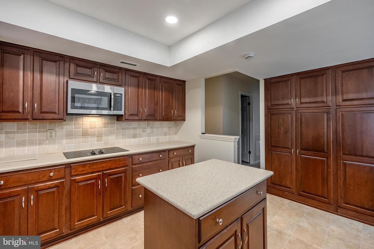 628 Glenwood photo 28