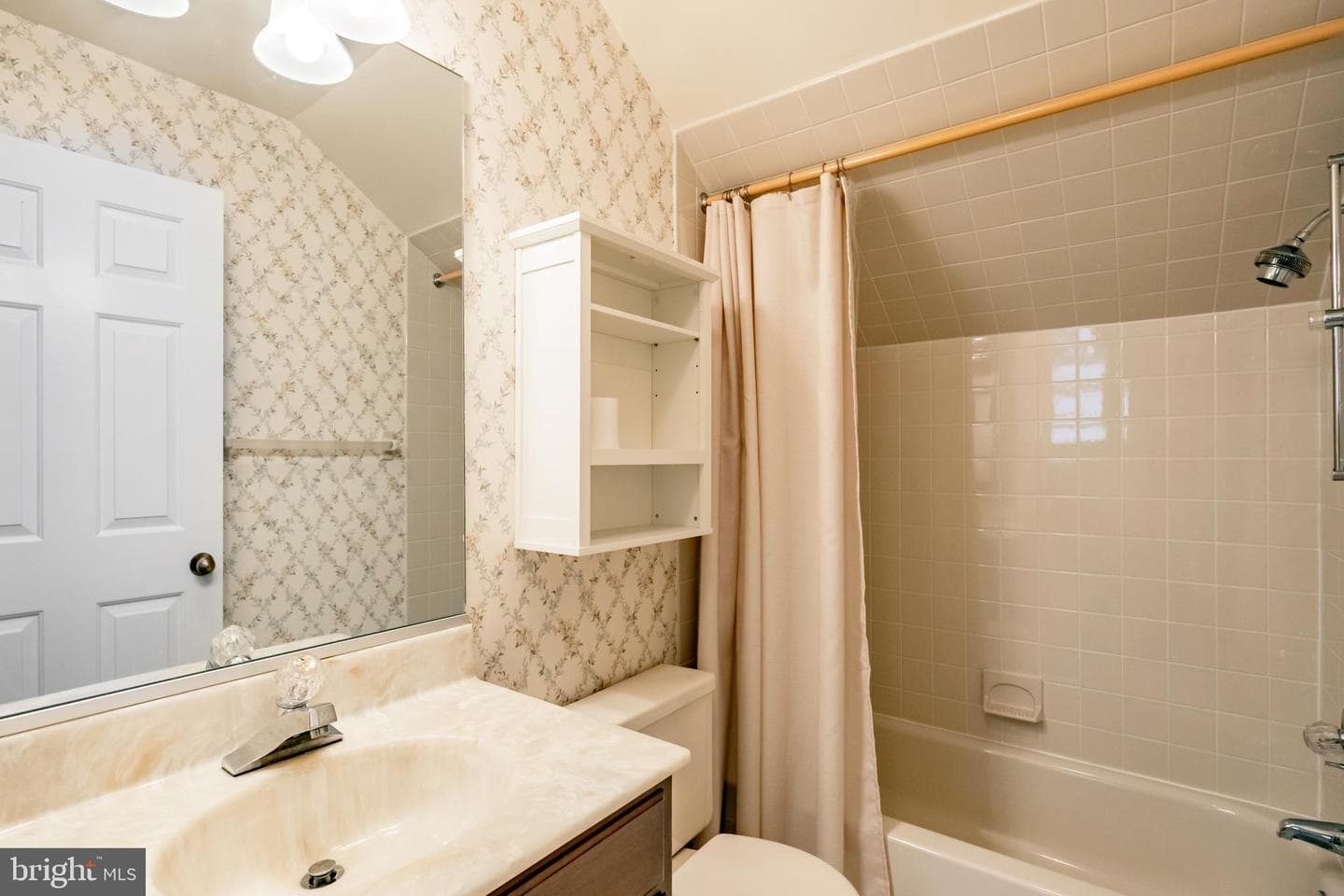 628 Glenwood photo 42