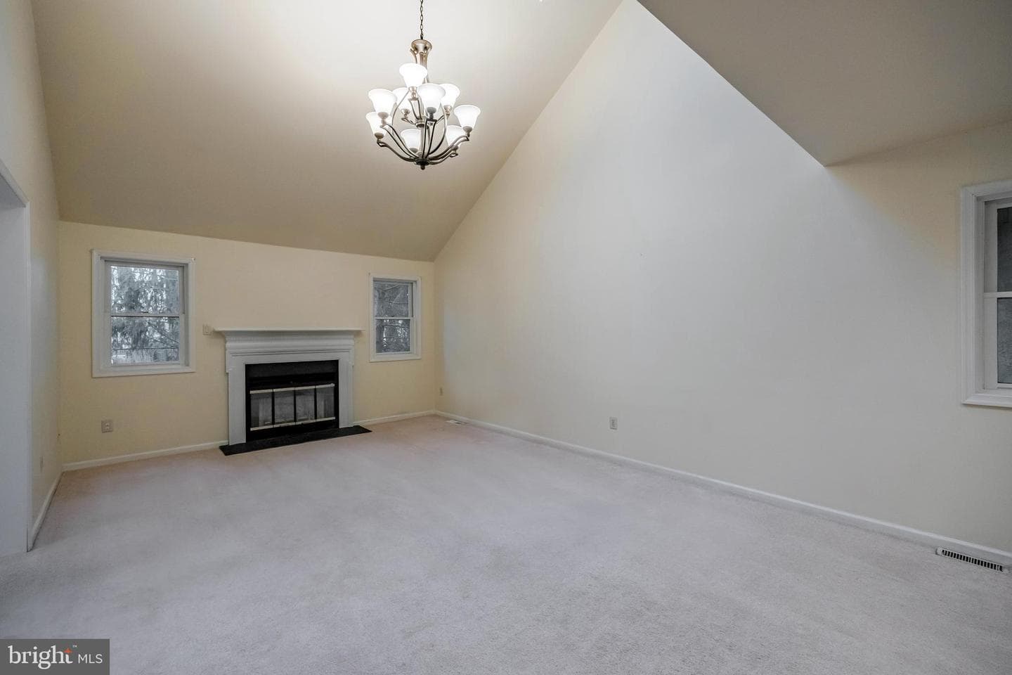 628 Glenwood photo 8