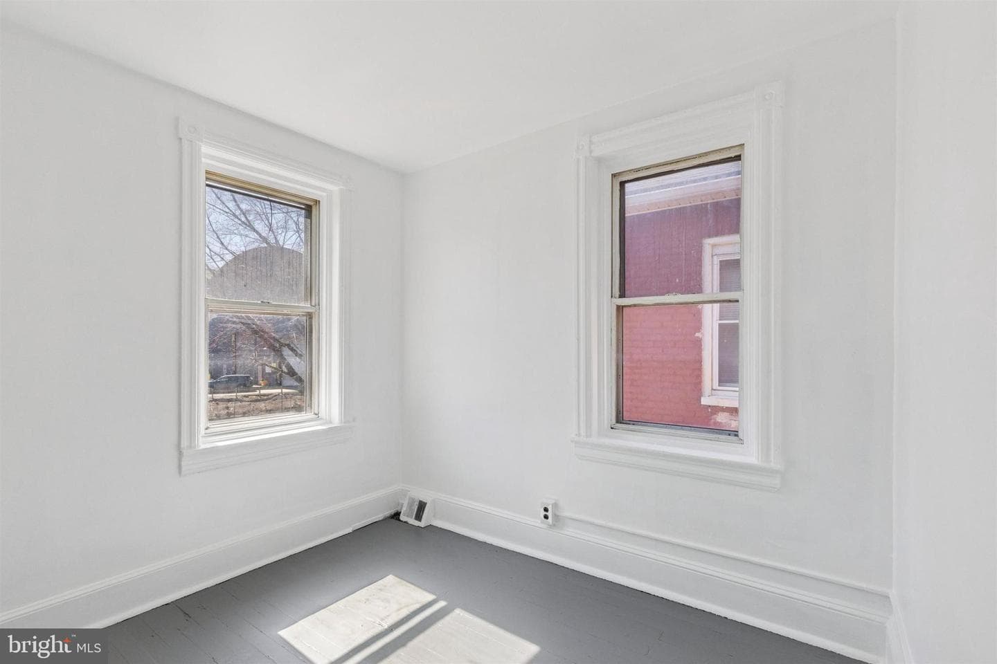 332 Valley Road photo 18