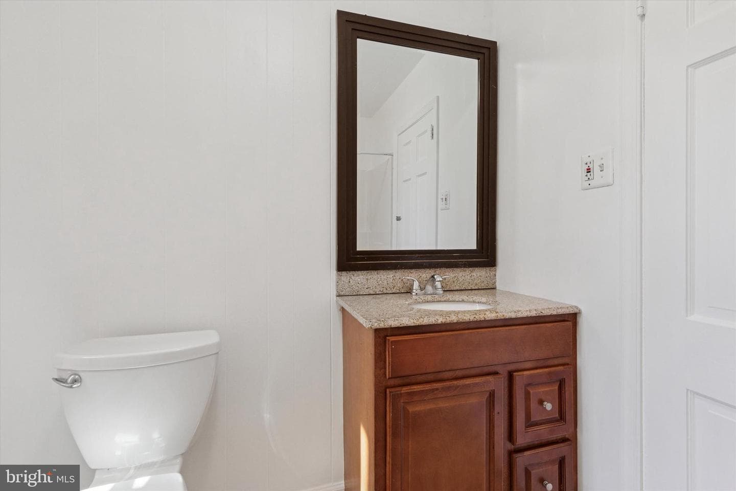 332 Valley Road photo 9