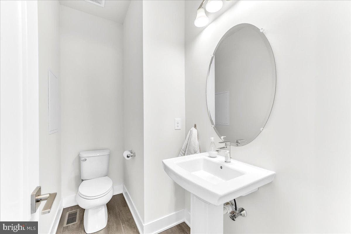 466 Reid Way photo 24